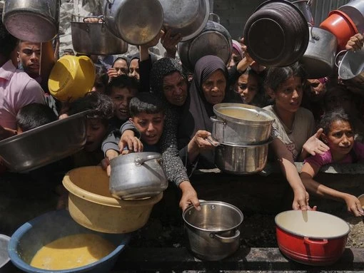 Israeli strikes kill people guarding aid trucks: Hamas