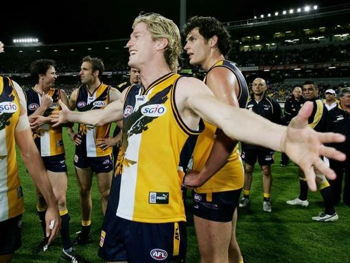 Eagles commemorate Selwood with tribute video