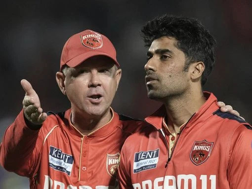 Ponting's Punjab and Hazlewood's RCB make IPL playoffs
