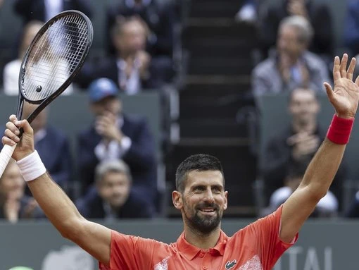 Djokovic earns first clay win this year as Paris looms