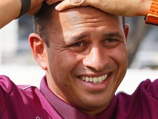 Khawaja stays at Bulls despite feud