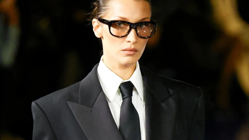 Bella Hadid passionate about essential oils