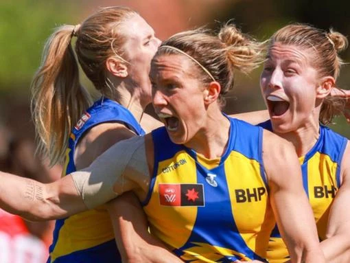 'Things have changed': West Coast skipper steps down