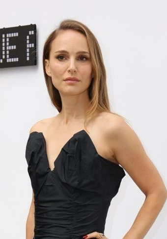Natalie Portman 'can't wait to show' Fountain of Youth to her kids