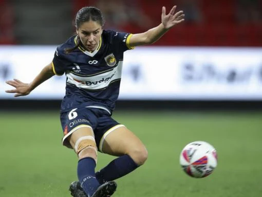 Late bloomer Gomez ready to reunite with Matildas star