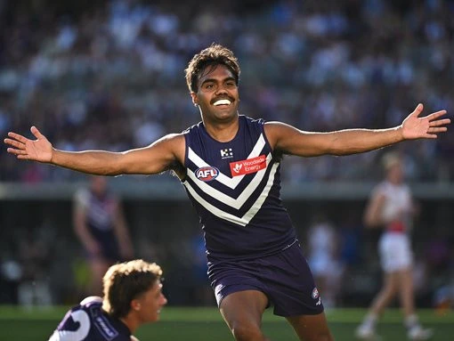 Dockers offer extension to X-factor Dudley