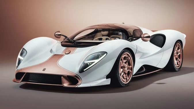 De Tomaso P72: Manual, screen-free supercar thumbs its nose at the modern age
