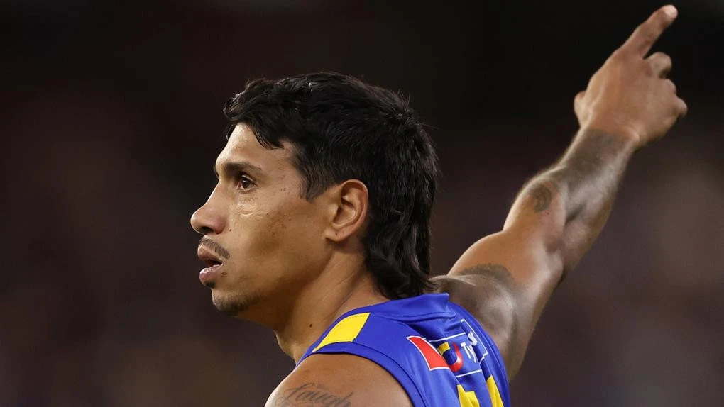 Forward thinking: Why Eagles are moving Kelly out of middle