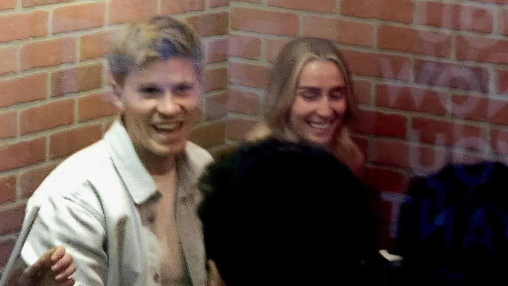 Robert Irwin seen with mystery blonde on wild Vegas night