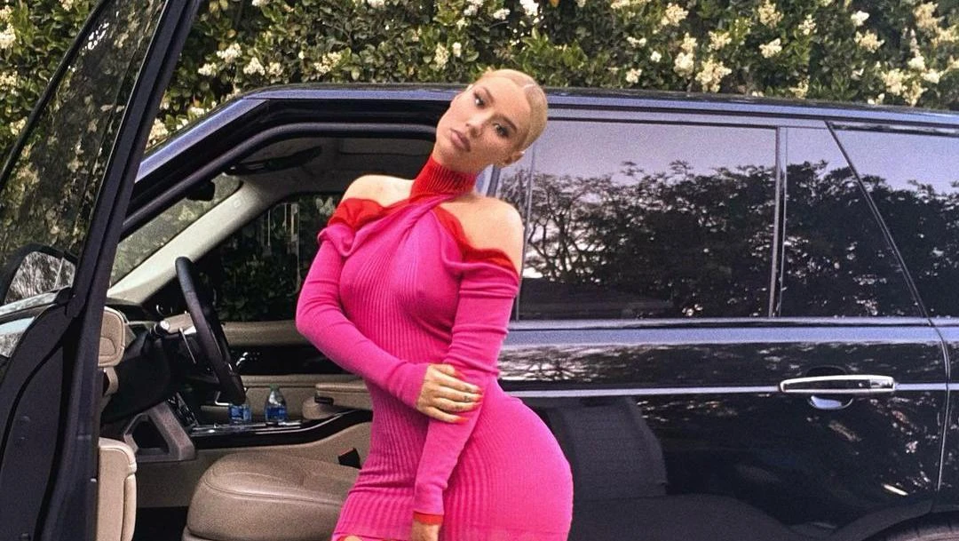 ‘Getting the rims’: Iggy buys son his first 4x4