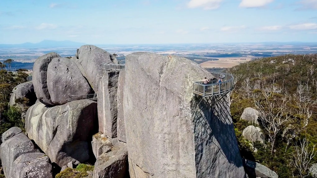 breakingMan suffers medical episode while climbing Castle Rock