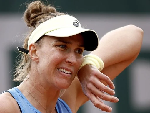 Beaten Brazilian Beatriz a rare boilover in Paris