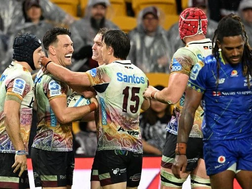 Red's historic four-try half dents Drua on finals eve