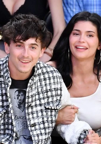 Kylie Jenner is 'learning to keep personal life private'