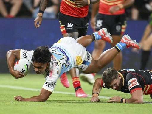 Gold Coast Titans sign young gun to long-term deal