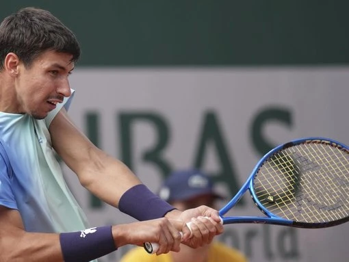 Popyrin makes Aussies smile in Paris after Demon exit