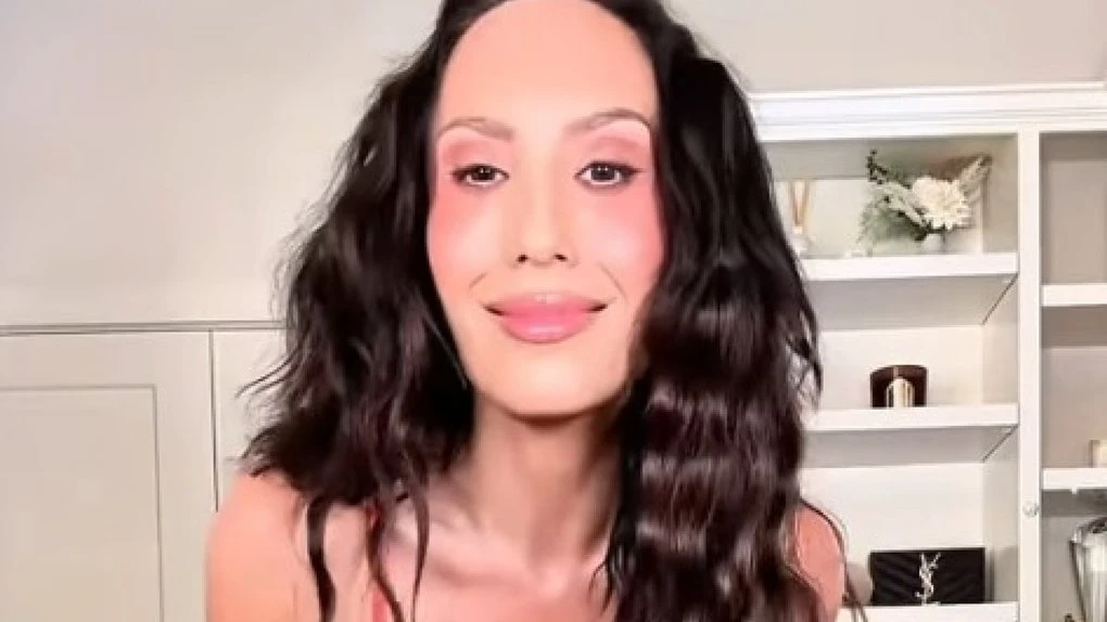 Cheryl Burke addresses sudden weight loss after divorce