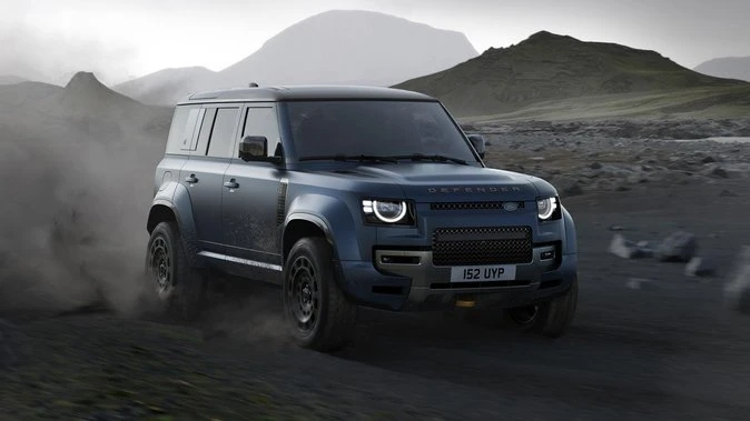 2026 Land Rover Defender upgrade brings more V8 options, new tech, design tweaks