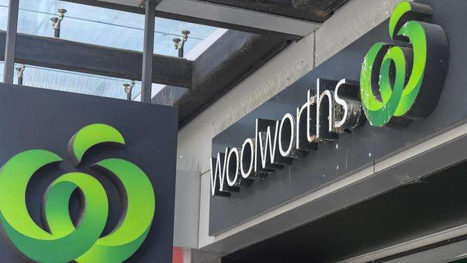 Is this Woolies shopping act a ‘divorceable offence’?