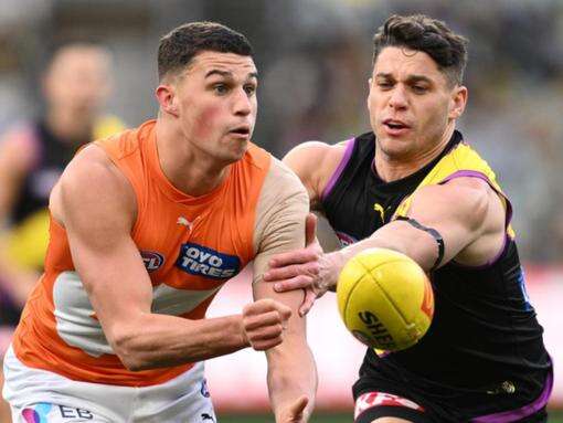 Giants young gun rejects rival's huge offer to recommit