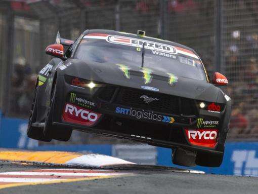 Waters blitzes Sydney qualifying in Supercars opener