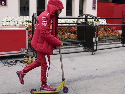 Hamilton fastest for Ferrari as rain hits F1 testing