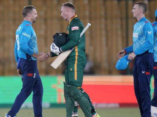 South Africa top Trophy group with big win over England