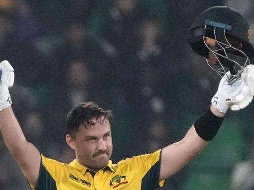 Rain delays Australia's Champions Trophy clash with SA