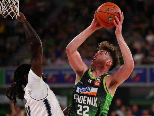 Phoenix star Hurt out to rediscover shot for NBL finals