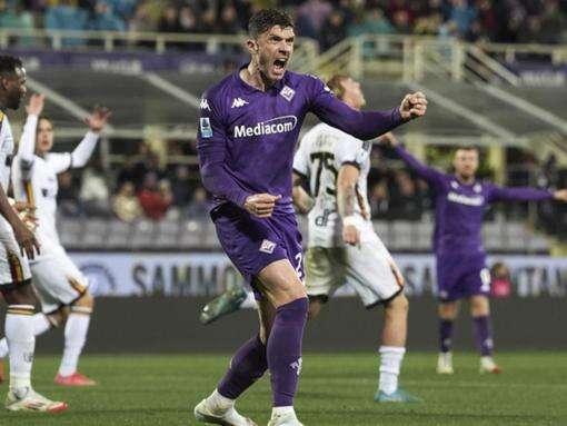 Fiorentina snaps three-game losing streak with victory