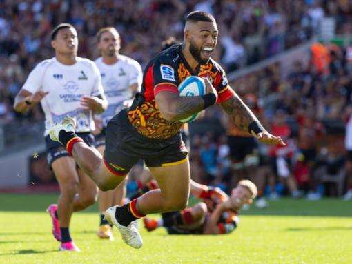 Chiefs down Brumbies in 12-try Super Rugby Pacific duel