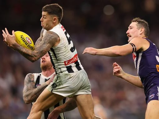 Dockers dare to be different but Pies get one ‘Ell’ of a win