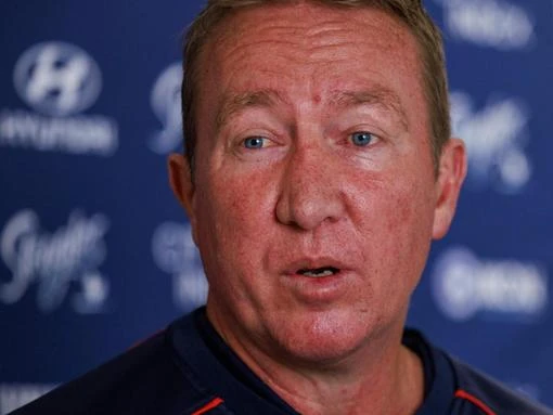 Roosters coach blows up over player move blame game