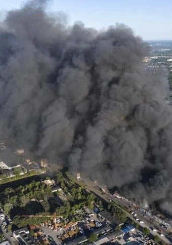 Poland closes Russian consulate, citing arson attack