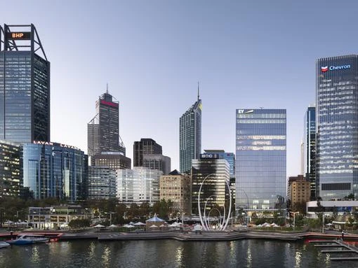 Unusual Perth weather recorded by the bureau
