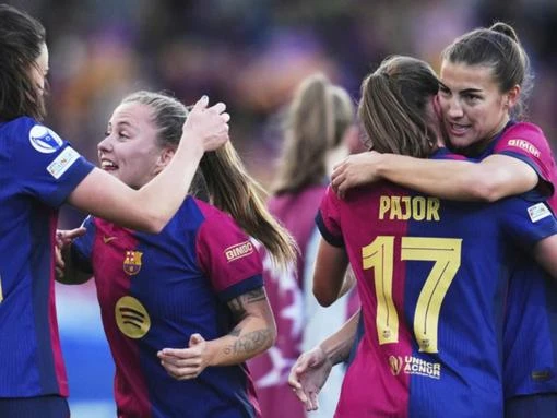 Barcelona women clinch 10th league title in 9-0 rout