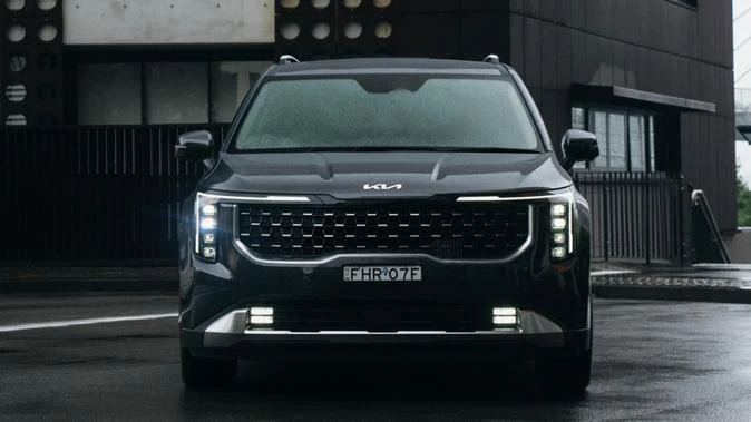 2026 Kia Carnival price and specs