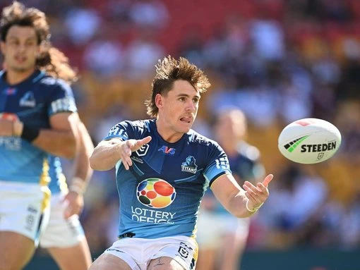 Titans ace Brimson makes rugby league Ashes switch