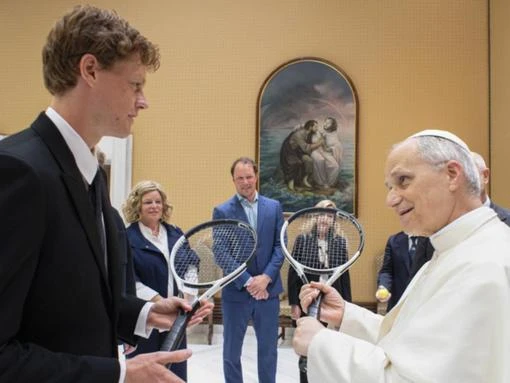 Peace be with Sinner: Italian gives Pope tennis racquet