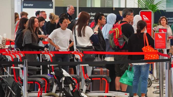 Why fuel price crash won’t make flying cheaper