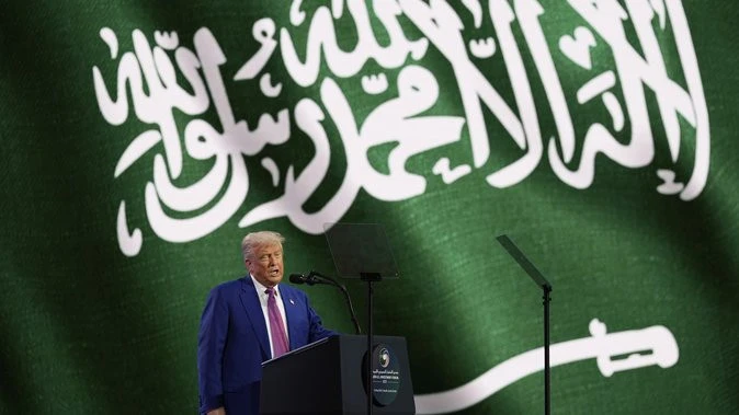 breakingTrump announces $927 billion deal with Saudi Arabia