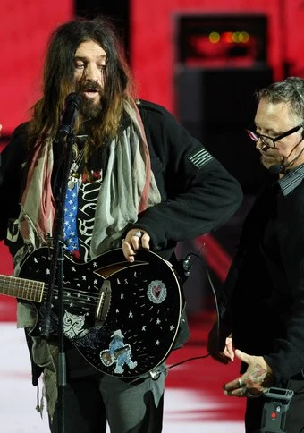 Billy Ray Cyrus and Miley Cyrus are close to 'full healing'