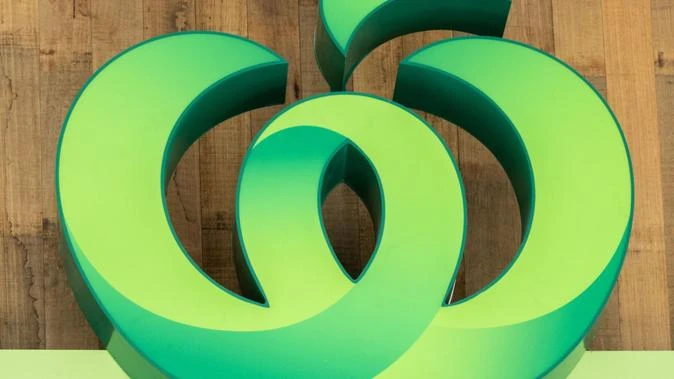 Woolies shoppers rage over new reward cut
