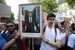 Le recours des « décrocheurs » de portraits d’Emmanuel Macron rejeté par la CEDH