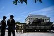 L’exclusion des personnes transgenres dans l’armée américaine provisoirement autorisée par la Cour suprême, comme le souhaite Donald Trump