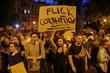 En images. Les Ukrainiens manifestent à Kiev après l’affaiblissement des agences anticorruption