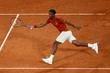 Roland-Garros : Gaël Monfils assure le spectacle en session nocturne et se qualifie pour le deuxième tour
