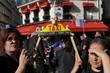 Des centaines de taxis manifestent à Paris contre les nouvelles conditions tarifaires du transport de malades