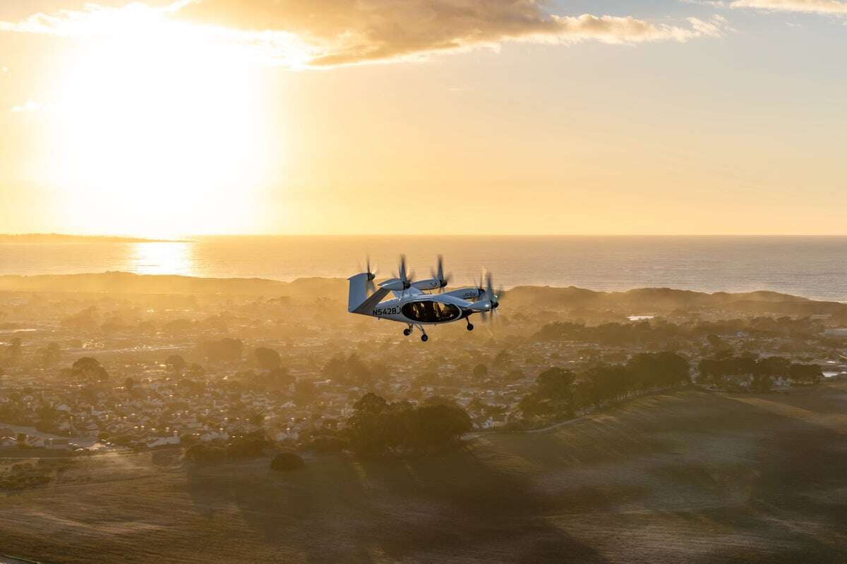 Electric Aircraft Are Quietly Sneaking Up on Us