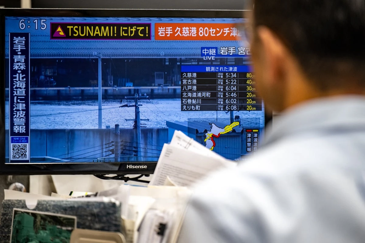 Risk of ‘megaquake’ in Japan higher after powerful earthquake strikes